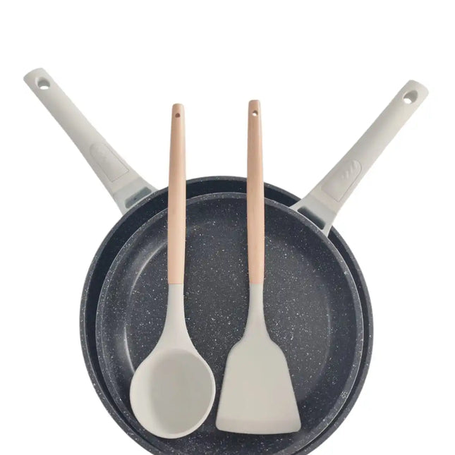 BATTERIA DI PENTOLE - 12 PEZZI - MISURE 20/24/28/24/28CM + 4 PEZZI - ADATTA A TUTTI I TIPI DI FUOCO - ADATTA PER INDUZIONE - ADATTA PER LAVASTOVIGLIE - ANTIADERENTE - ALLUMINIO FUSO - ADATTA AL FORNO - ROYA