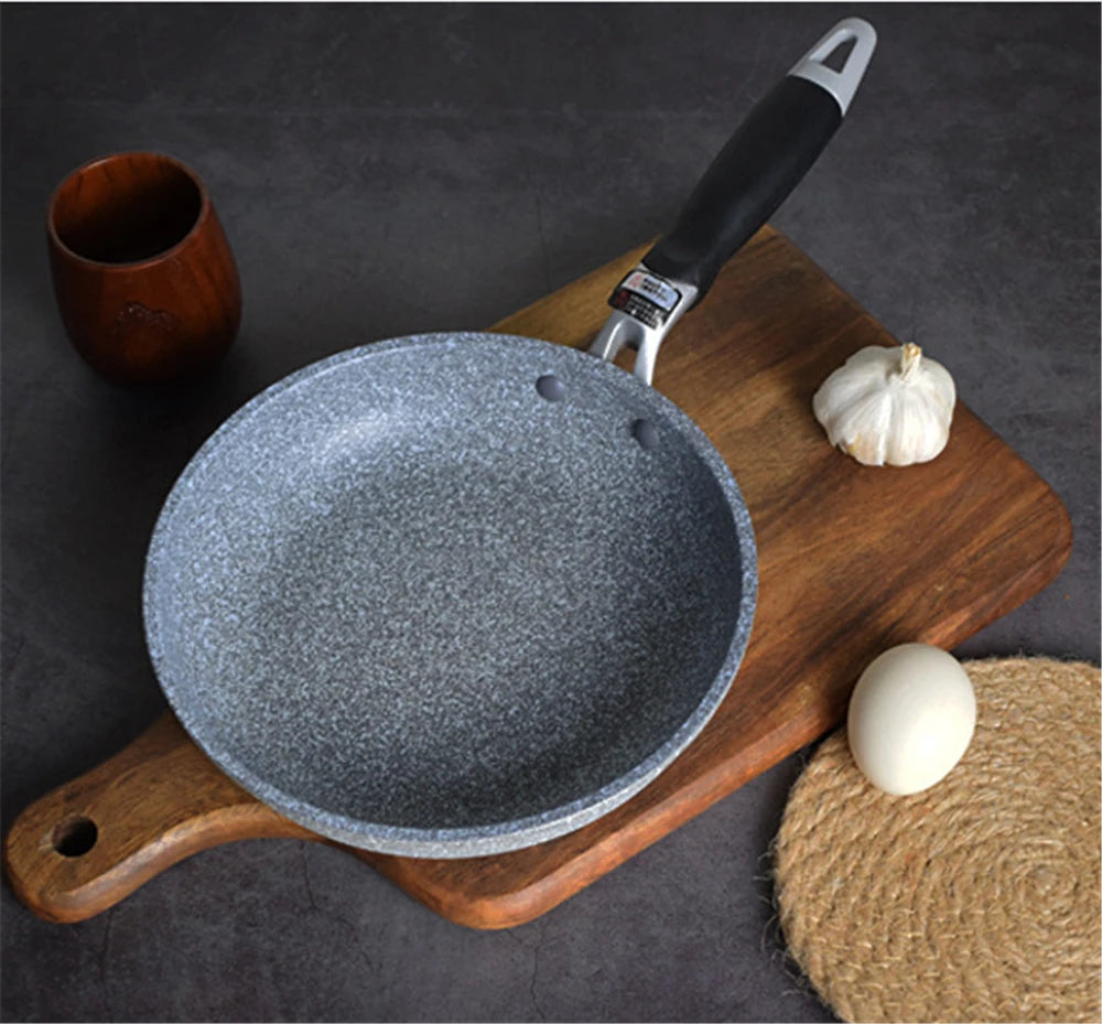 Padella antiaderente Padella Wok in pietra resistente Padella per bistecca domestica Pancake fornello a induzione fritto fornello a gas Set di pentole per la cucina