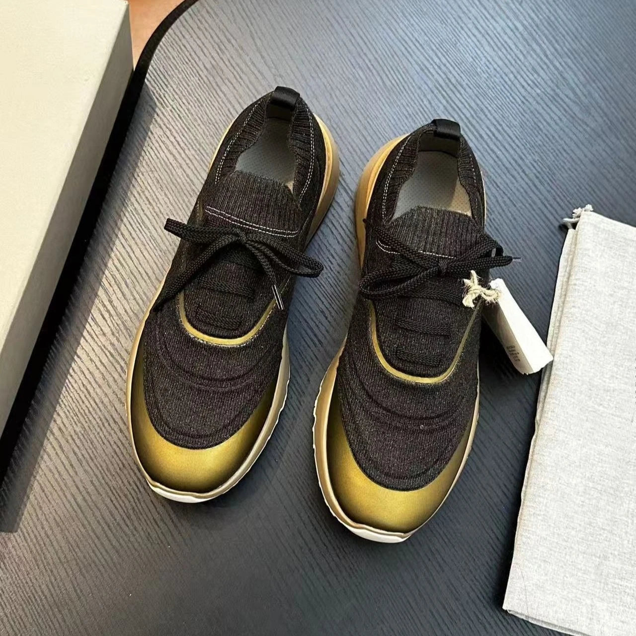 Herren-Sneaker Casual 2026, atmungsaktiv und bequem, Slip-On-Modell