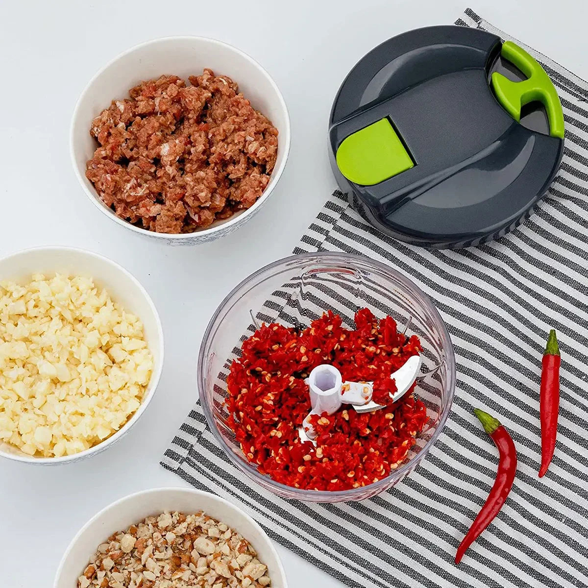 Manuelle Häcksler Schäler Werkzeuge Zwiebelhäcksler Knoblauchpresse Drückender tragbarer Lebensmittelhäcksler Gemüseschneider Würfelschneider Mixer Küche