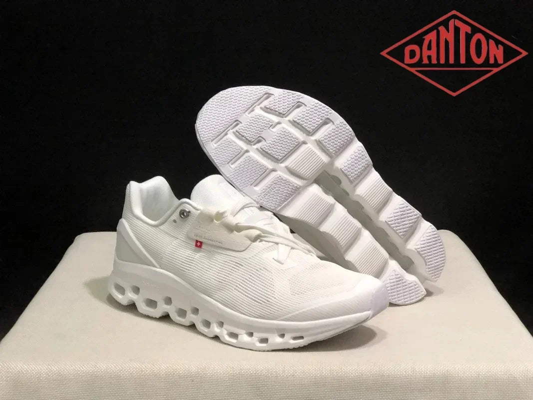NEU Cloud's-Breathable Lässige Atmungsaktive Schuhe 2026 für Damen und Herren, weicher Stoff, bequem für Zuhause und unterwegs