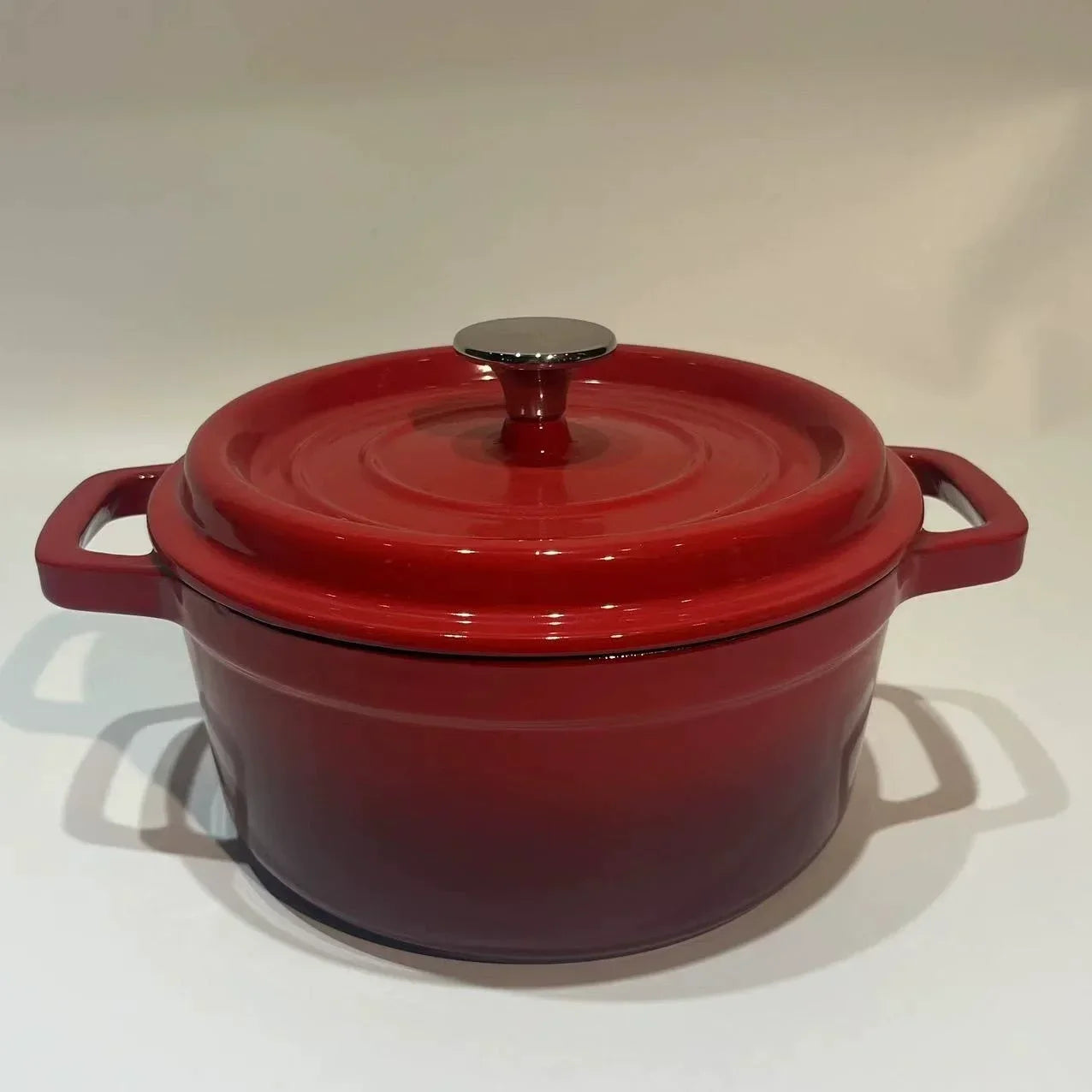 Pentola per zuppa domestica Pentola smaltata con coperchio Smalto ceramico Resistente al calore Due orecchie Pentola antiaderente Fornello a induzione a gas Utensili da cucina