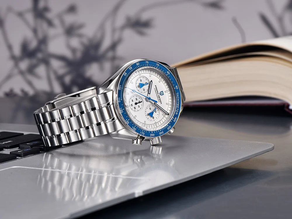PAGANI DESIGN 2026 Neue Luxus-Herrenuhr mit Saphirglas AR, Sport-Chronograph mit Tachymeter 500 Zifferblatt, aus Edelstahl 316L, leuchtend