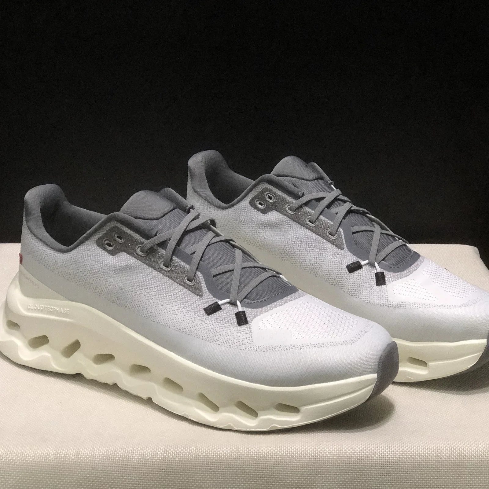Cloudtilt 2026 Laufschuhe für Damen und Herren, atmungsaktiv, rutschfest, stoßdämpfend, für Sport und Outdoor-Lifestyle