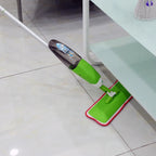 Sprühmopp – 360° drehbarer Wischmopp für die Reinigung von Holzböden, Fliesen, Laminat und Küche – 500 ml