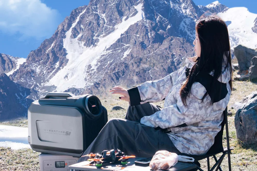 Cybertake S2 Pro Portable Klimaanlage, 5100 BTU Kühlen und 6100 BTU Heizen, Energieklasse A 2.9 EER, leises AC-Gerät mit 4 Modi, wasserdicht IPX4 für Camping, Wohnmobile, Zelte