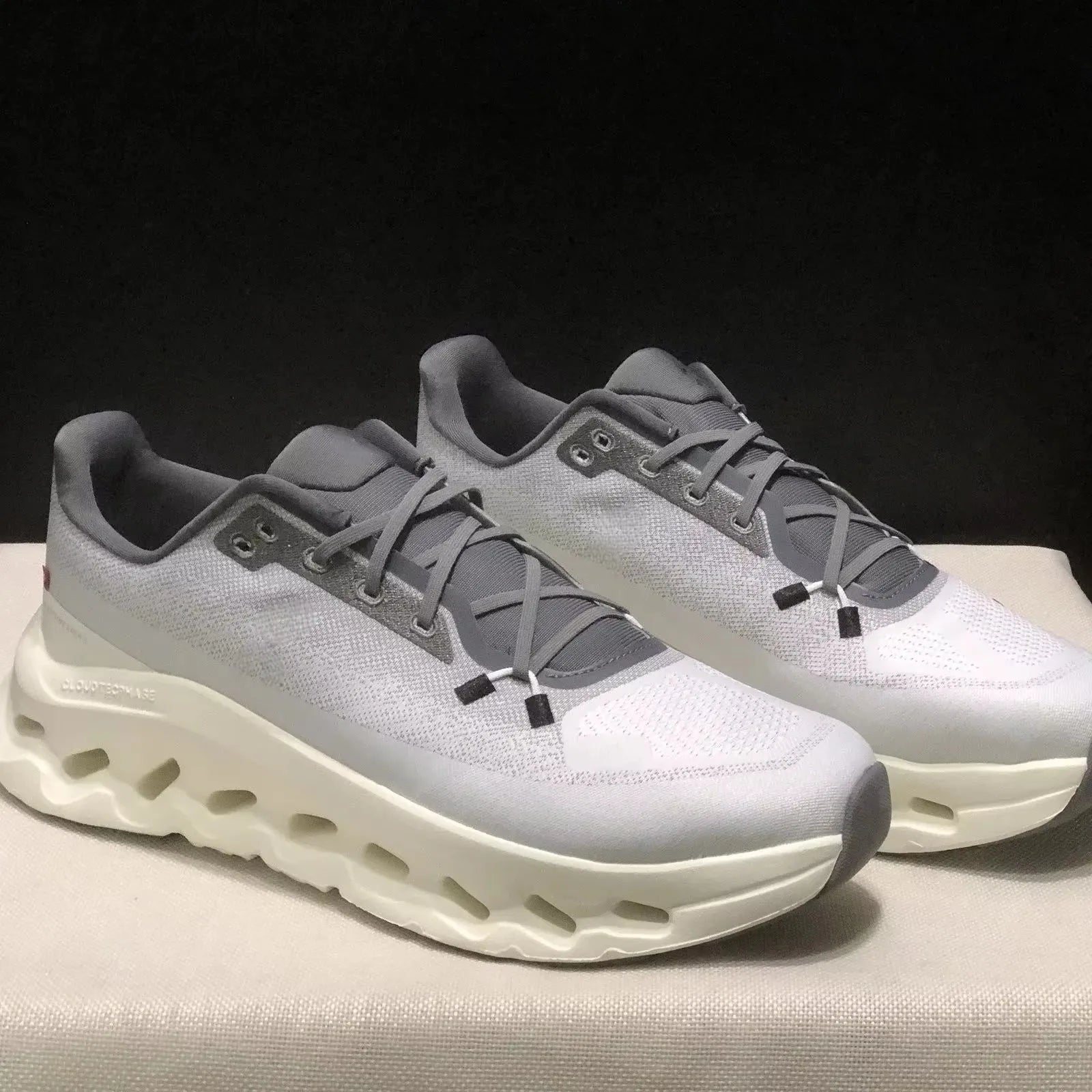 Cloudtilt 2026 Laufschuhe für Damen und Herren, atmungsaktiv, rutschfest, stoßdämpfend, für Sport und Outdoor-Lifestyle