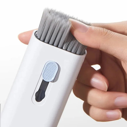 Kit 7 in 1: spazzola per la pulizia della tastiera del computer, penna per la pulizia degli auricolari, strumenti per la pulizia della tastiera, kit estrattore di copritasti, detergente