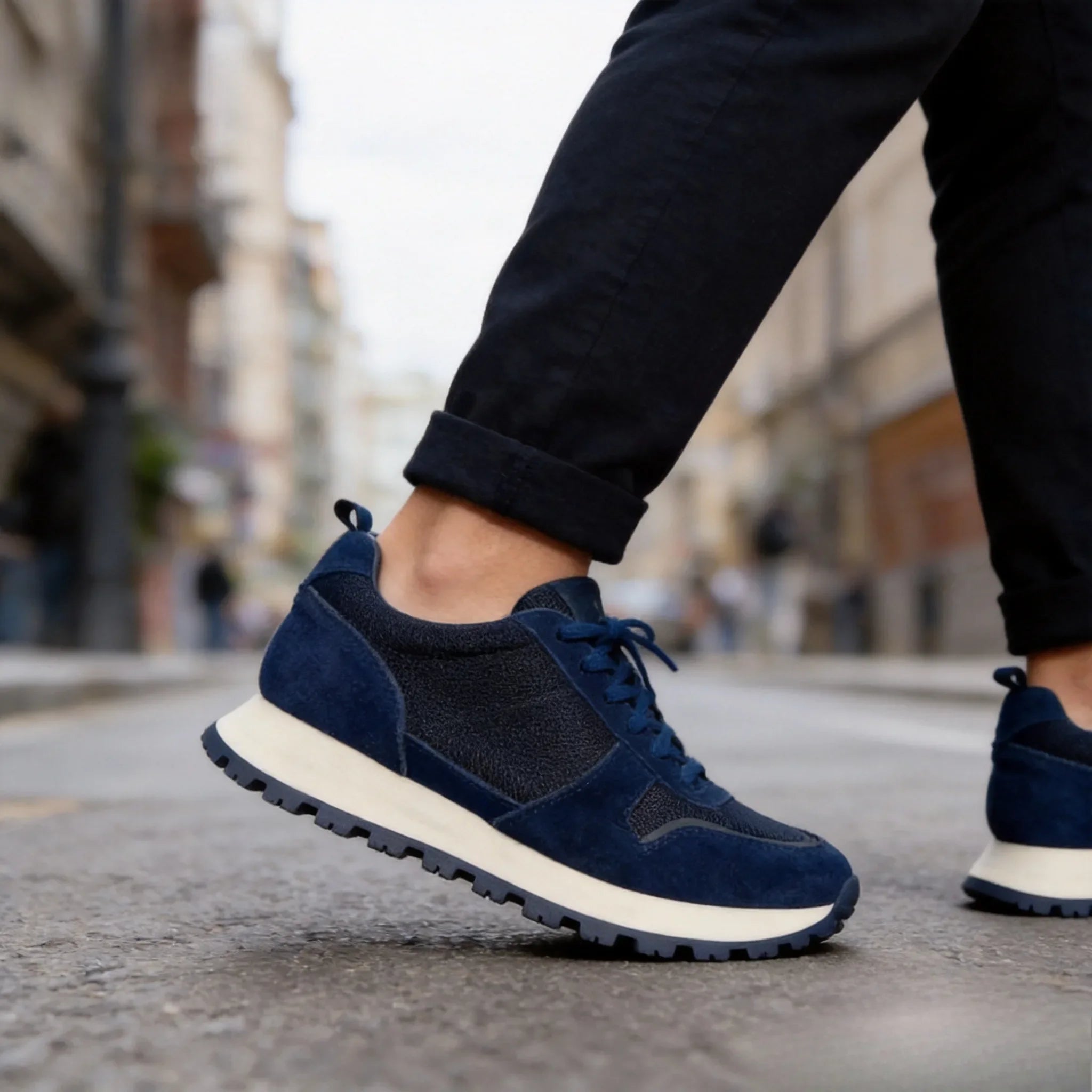 Herren-Freizeitschuhe aus Wildleder und Mesh, Navy-Blau, atmungsaktive Sneaker mit Schnürsenkeln, bequeme Schuhe mit dicker Sohle für den täglichen Gebrauch