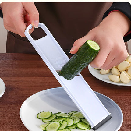 Affettatrice per Aglio in Acciaio Inox 2 in 1, Taglia Aglio e Zenzero, Tritatutto a Doppia Faccia per Verdure, Spezie ed Erbe