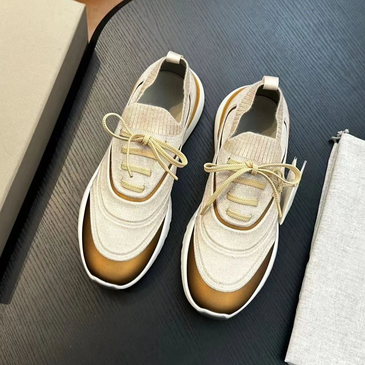 Herren-Sneaker Casual 2026, atmungsaktiv und bequem, Slip-On-Modell