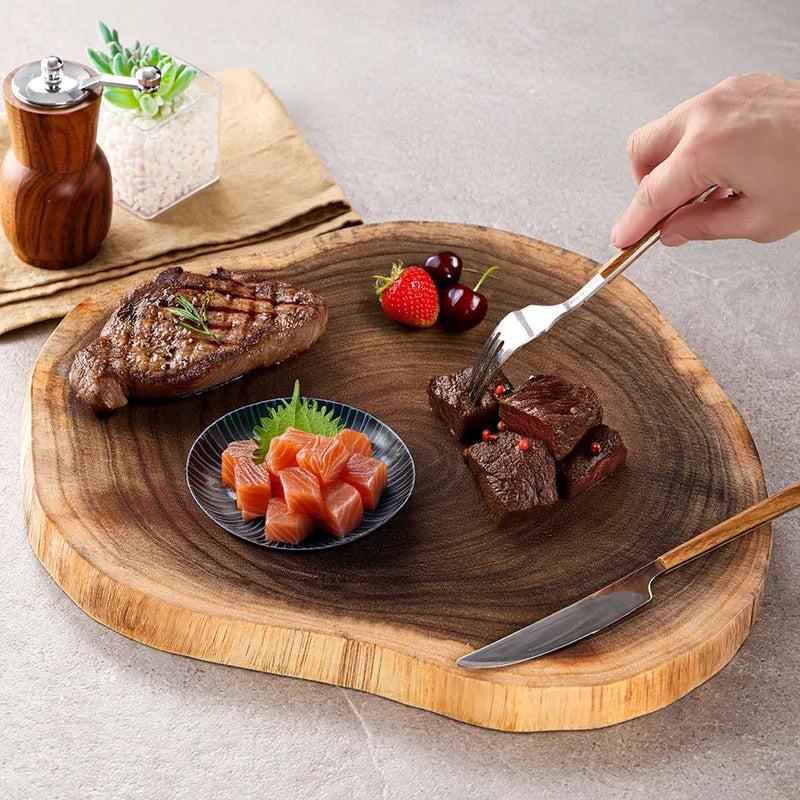 Servierplatte aus Massivholz, naturbelassen mit einzigartiger Maserung, handgefertigte, unregelmäßige Steakplatte aus Holz, Schneidebrett, Küchenutensilien für Restaurants